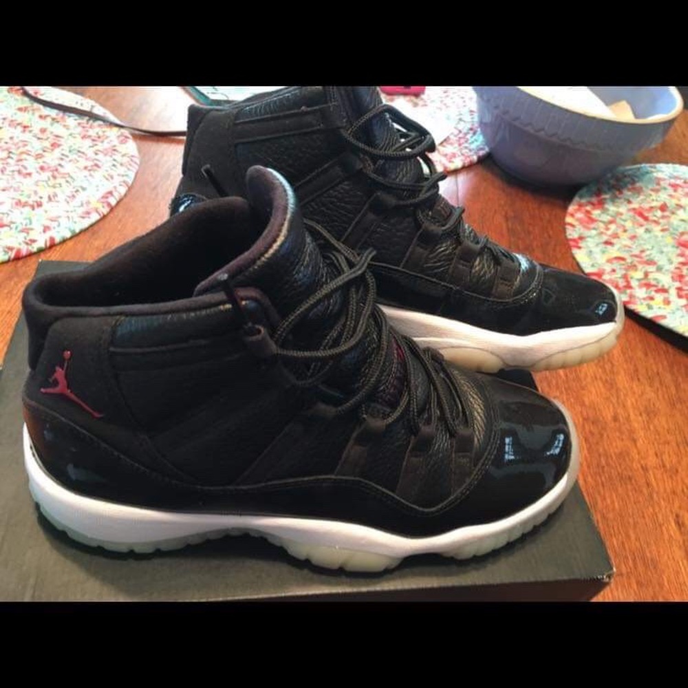 Air Jordan 11 72 10
